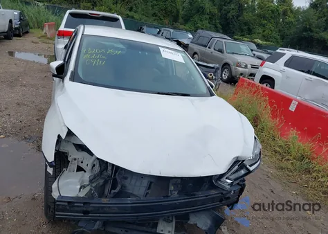 2017 Nissan Sentra S z USA, uszkodzony, nr VIN 3N1AB7AP8HY272576